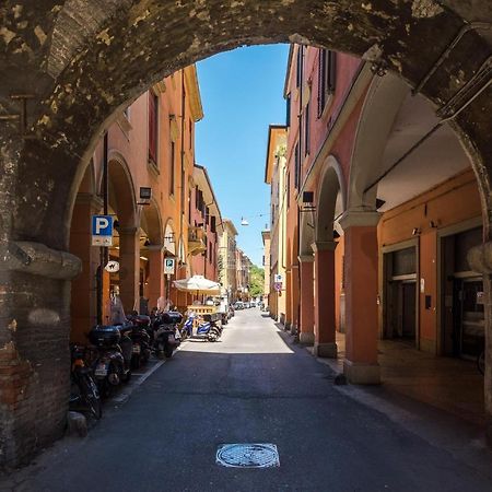 볼로냐 A Pochi Passi Dalla Finestrella Di Via Piella By Wonderful Italy 아파트 외부 사진