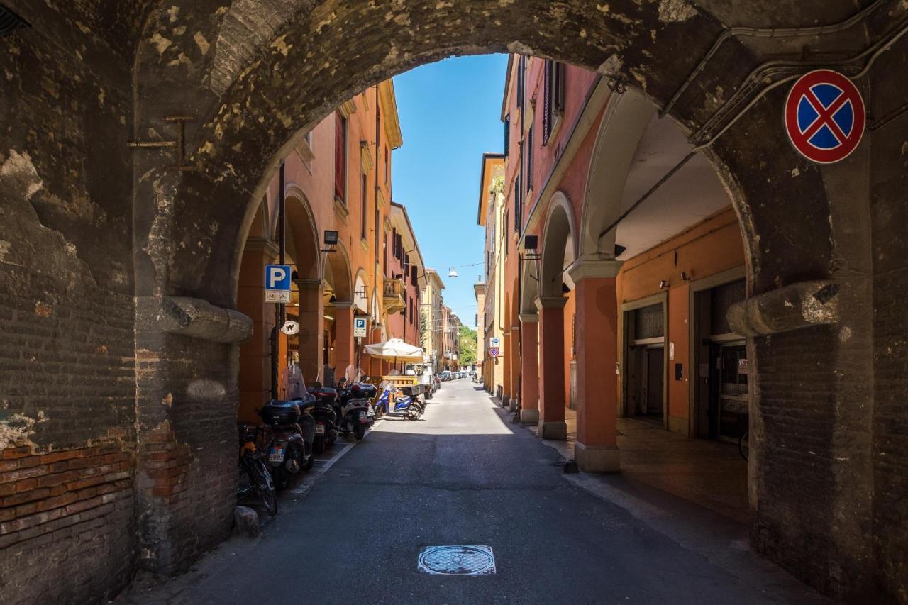 볼로냐 A Pochi Passi Dalla Finestrella Di Via Piella By Wonderful Italy 아파트 외부 사진